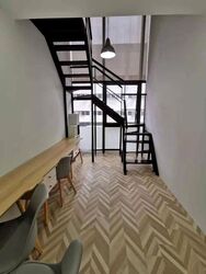 Centro Bianco (D19), Office #625902061